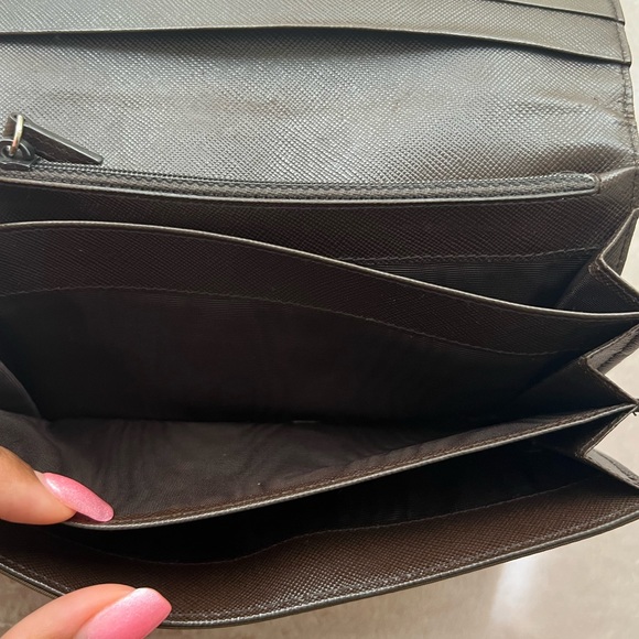 Authentic RARE Prada Wallet - Picture 5 of 11